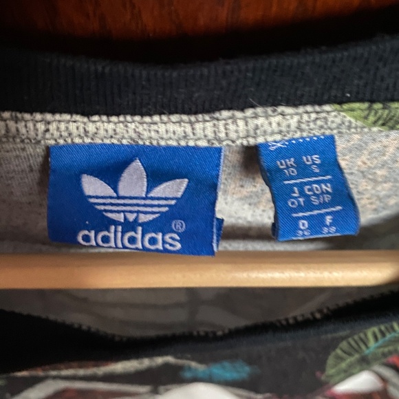 Adidas T-Shirt - Picture 2 of 2